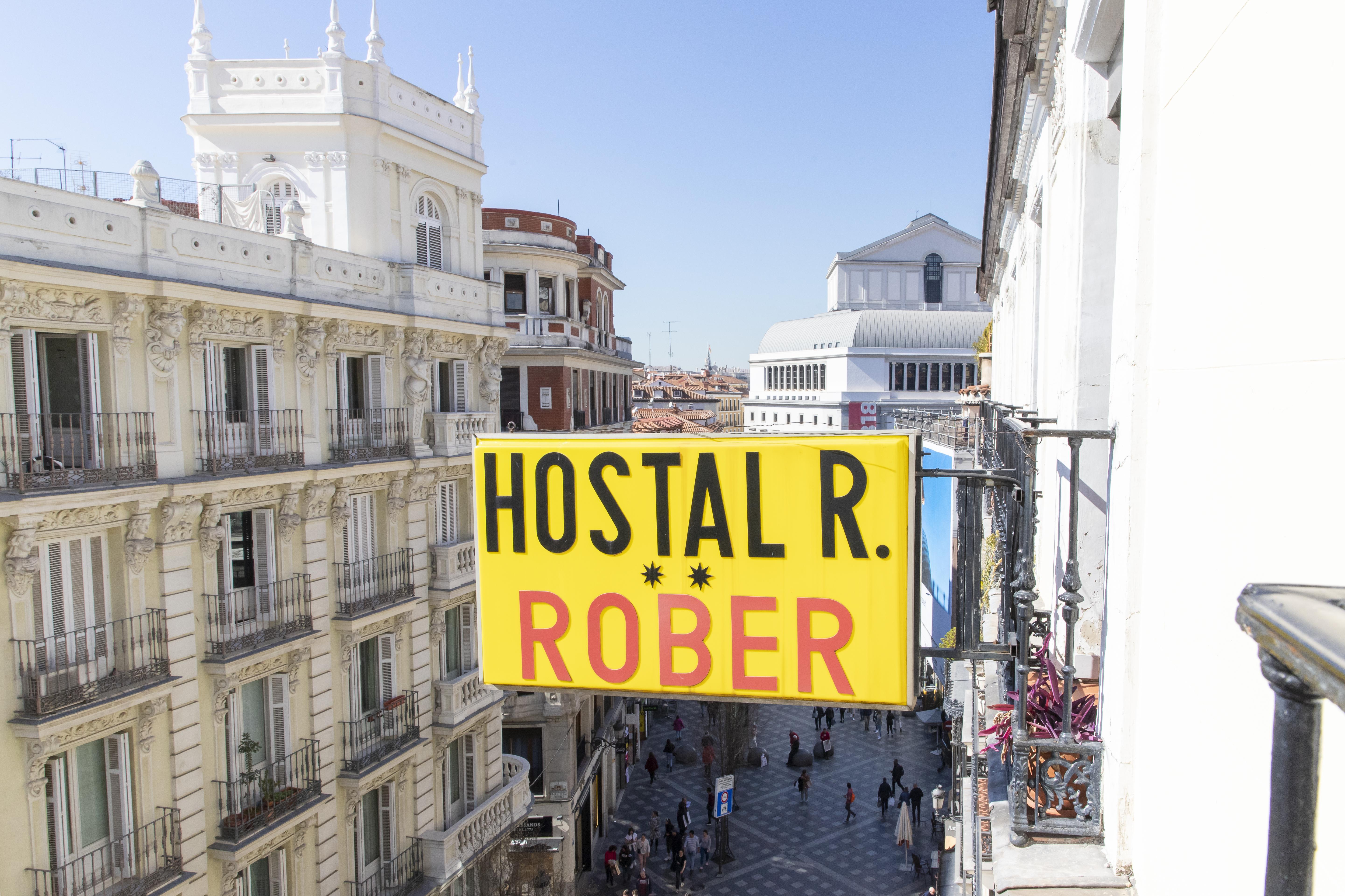 Hostal Rober Madrid Exterior photo