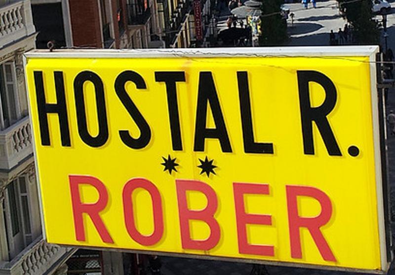 Hostal Rober Madrid Exterior photo